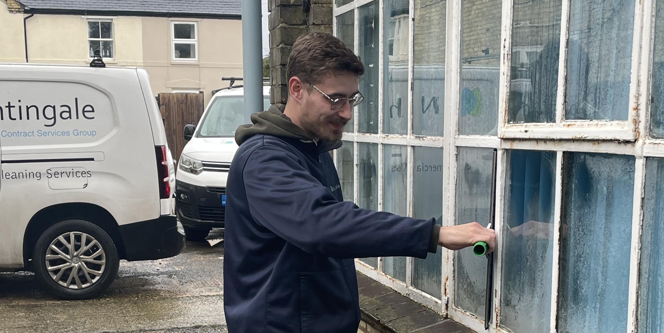 Commercial window cleaning